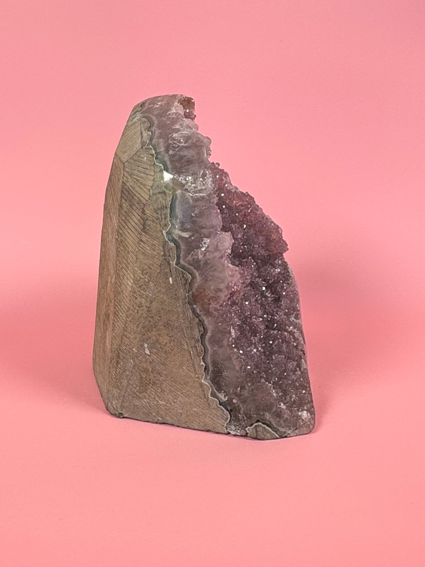 Amethist op standvlak 19 (Sugar druzy)