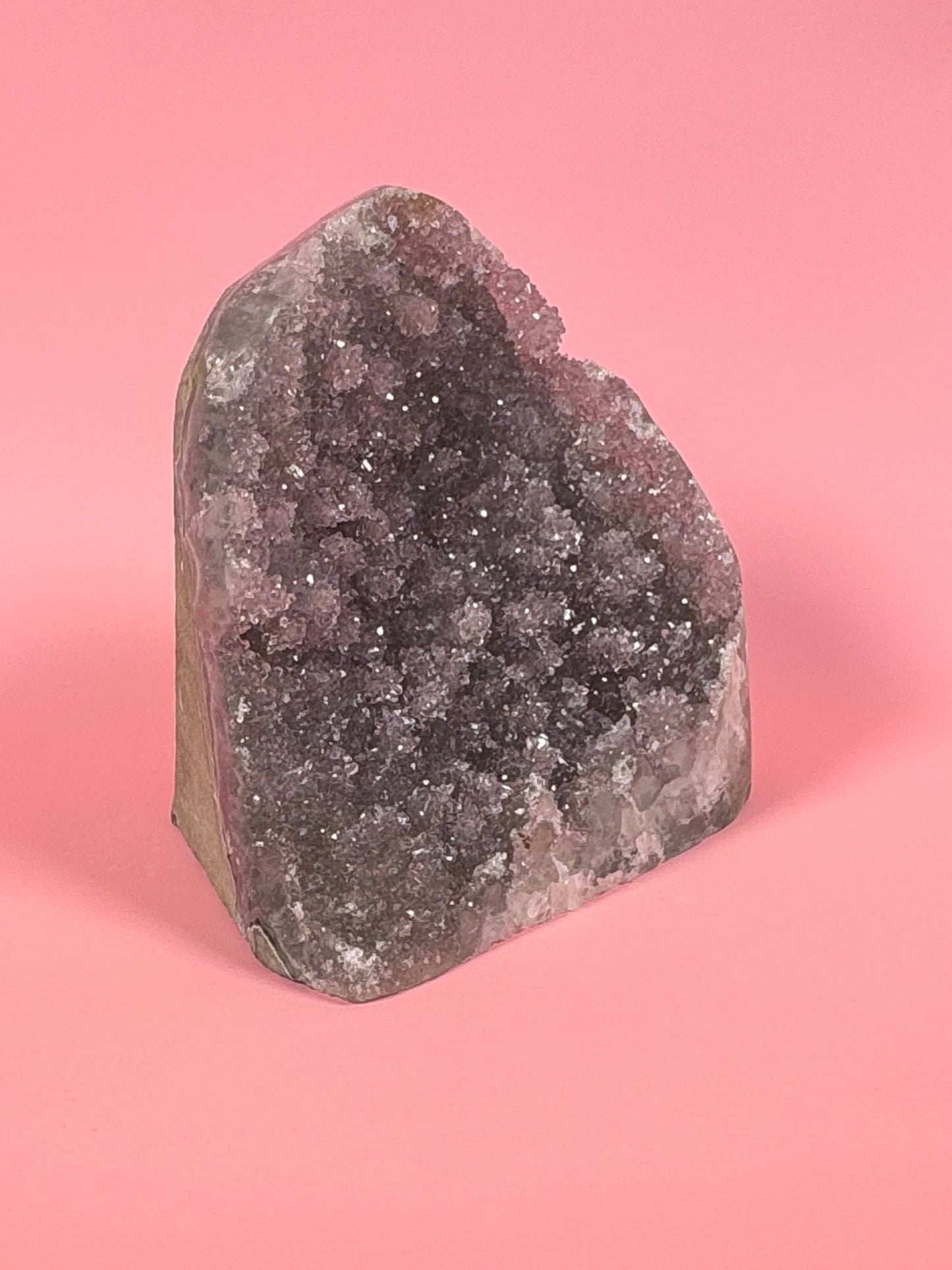 Amethist op standvlak 19 (Sugar druzy)