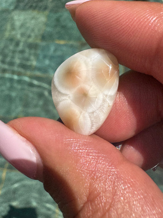 Pink Larimar 18 (Natroliet)
