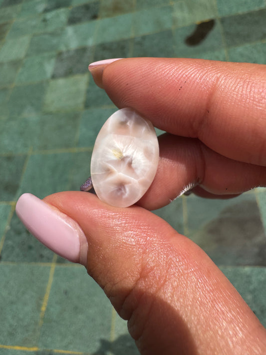 Pink Larimar 21 (Natroliet)
