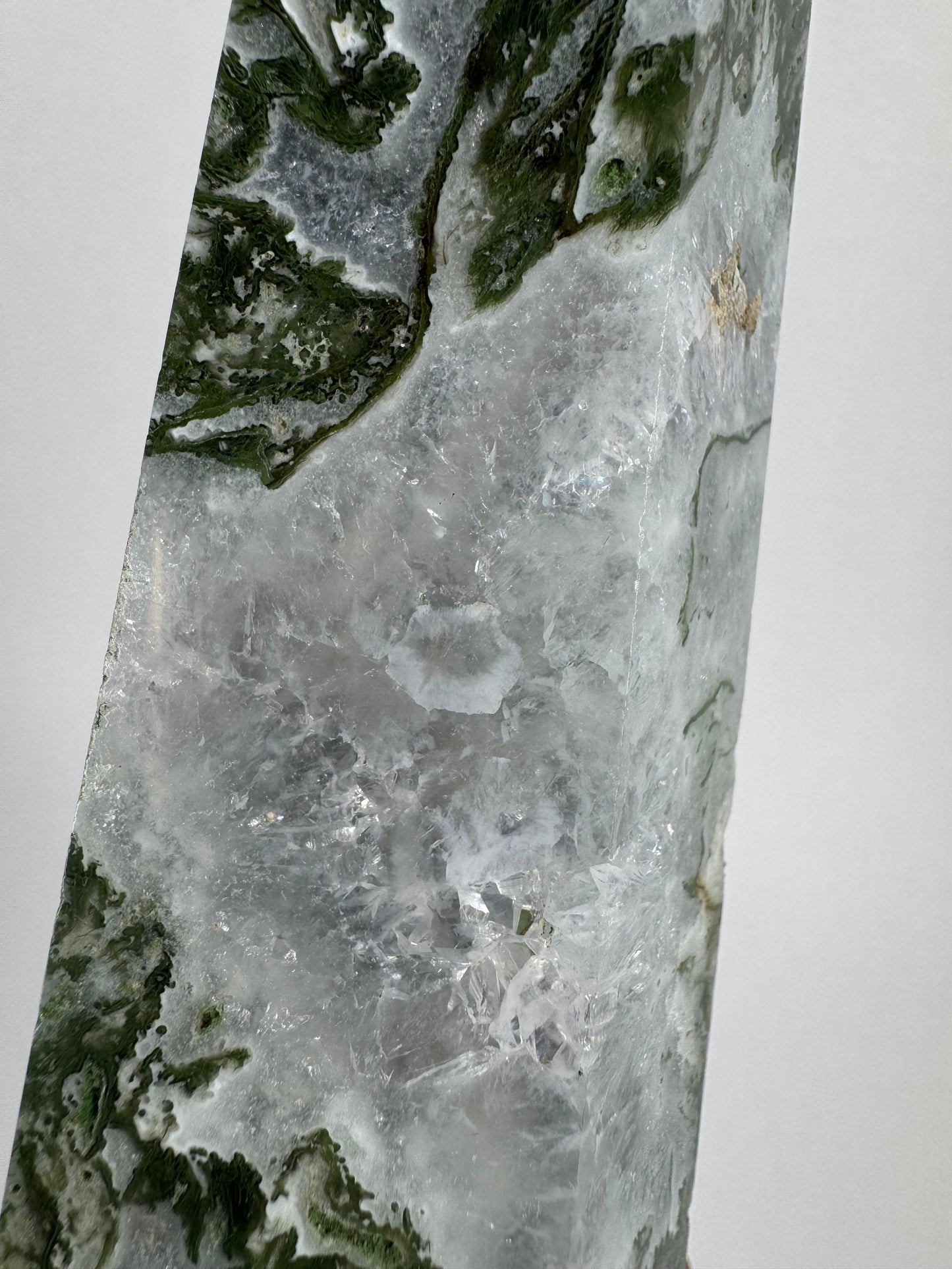 Moss agate tower 40