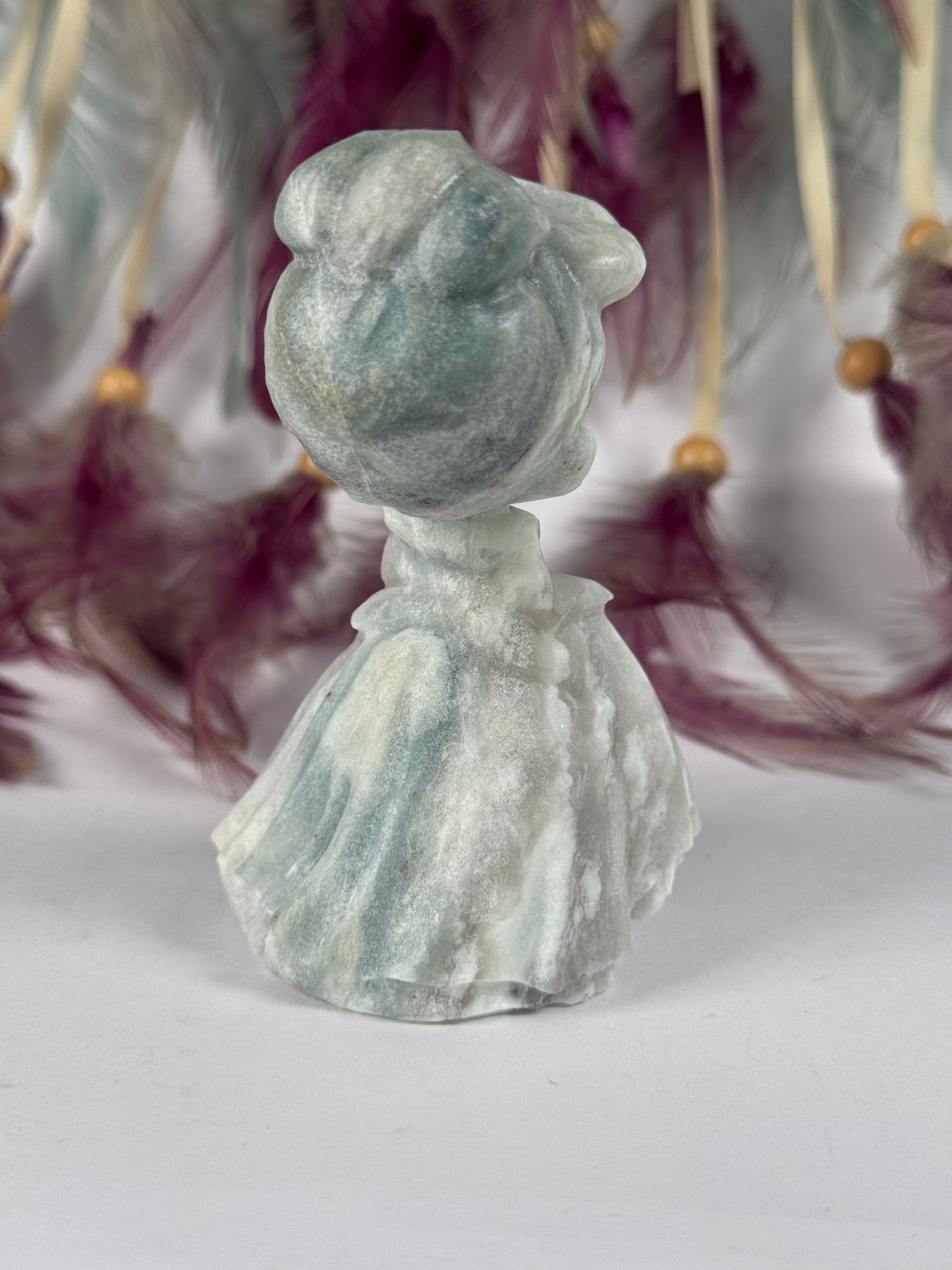 Sky blue Jade Assepoester 1