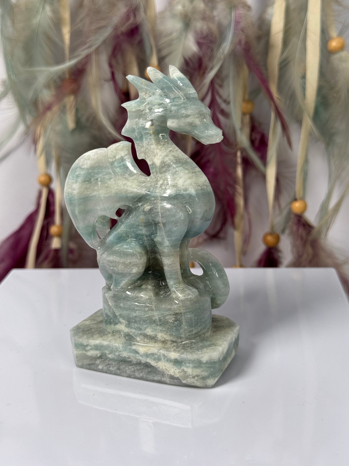 Sky blue Jade draak