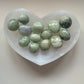 Serpentine tumbled stone round